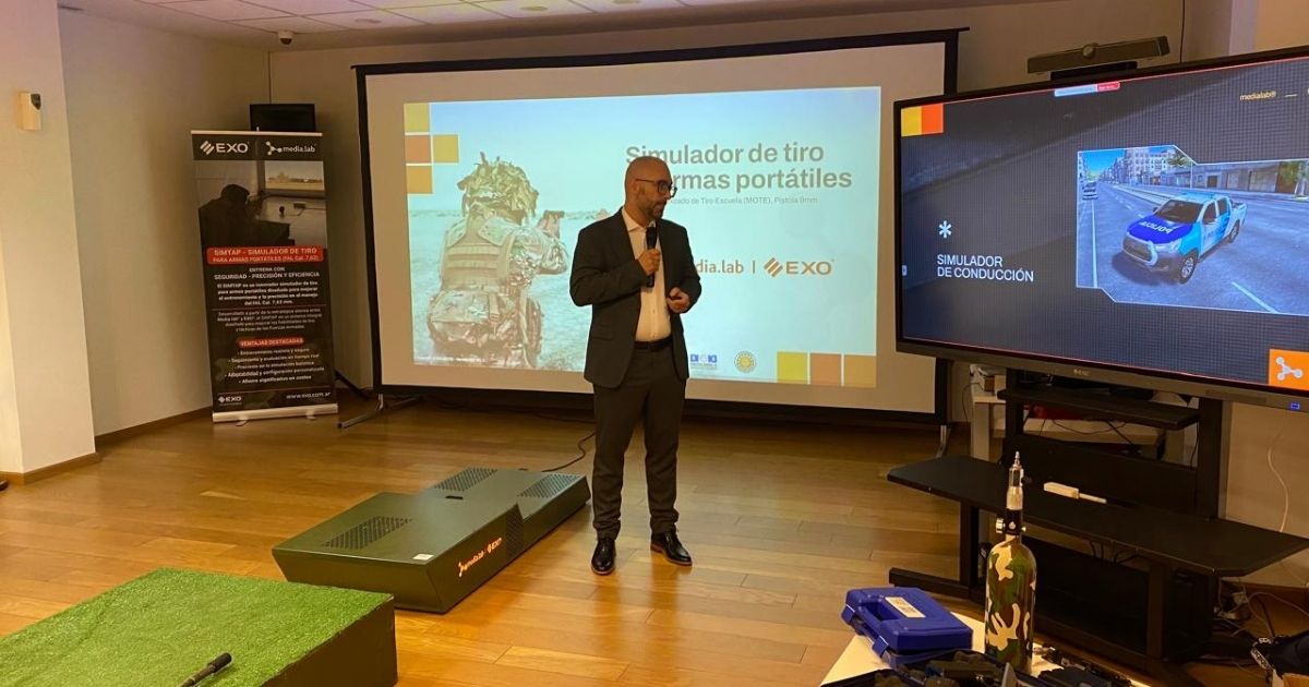 Presentación del Sistema de Simulación de Armas Portátiles SETVi en la sede de EXO